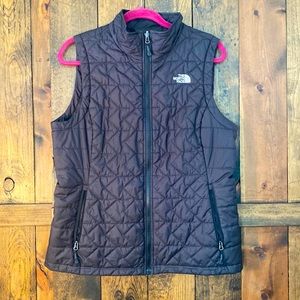 North Face matte black women’s L vest